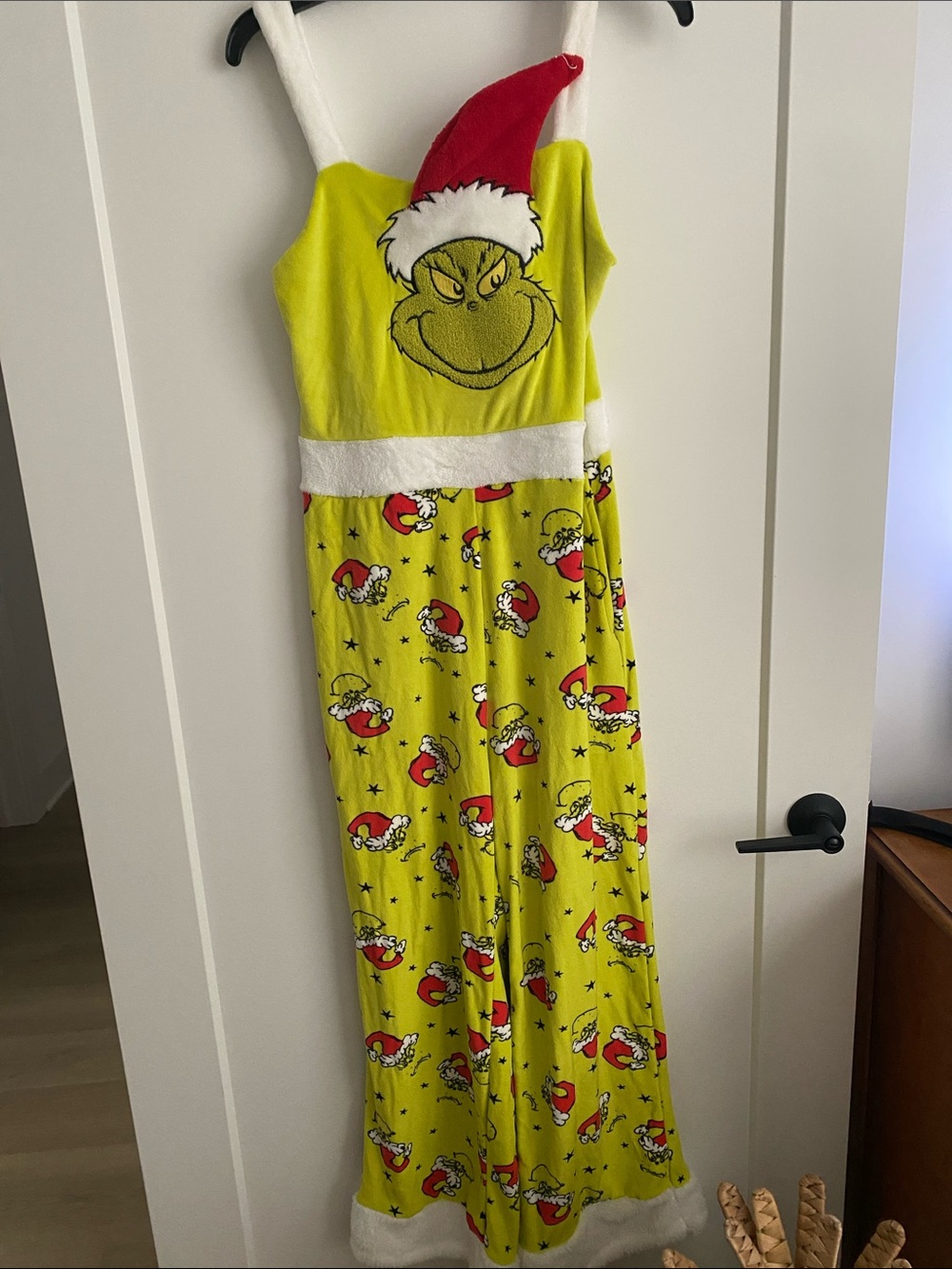 Grinch Yellow Holiday Costume with Santa Hat Detail, size 4-6